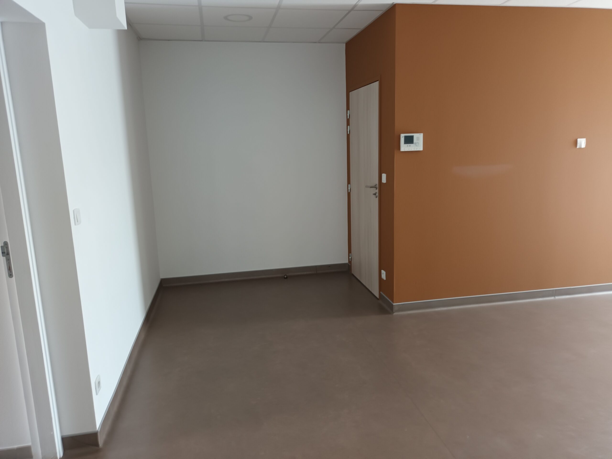cabinet 2